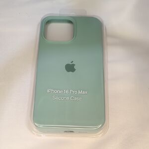 Apple iPhone 16 Pro Max Mint Silicone Case